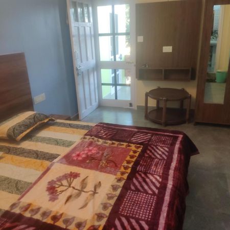 Tree Valley Homestay Chail Eksteriør bilde