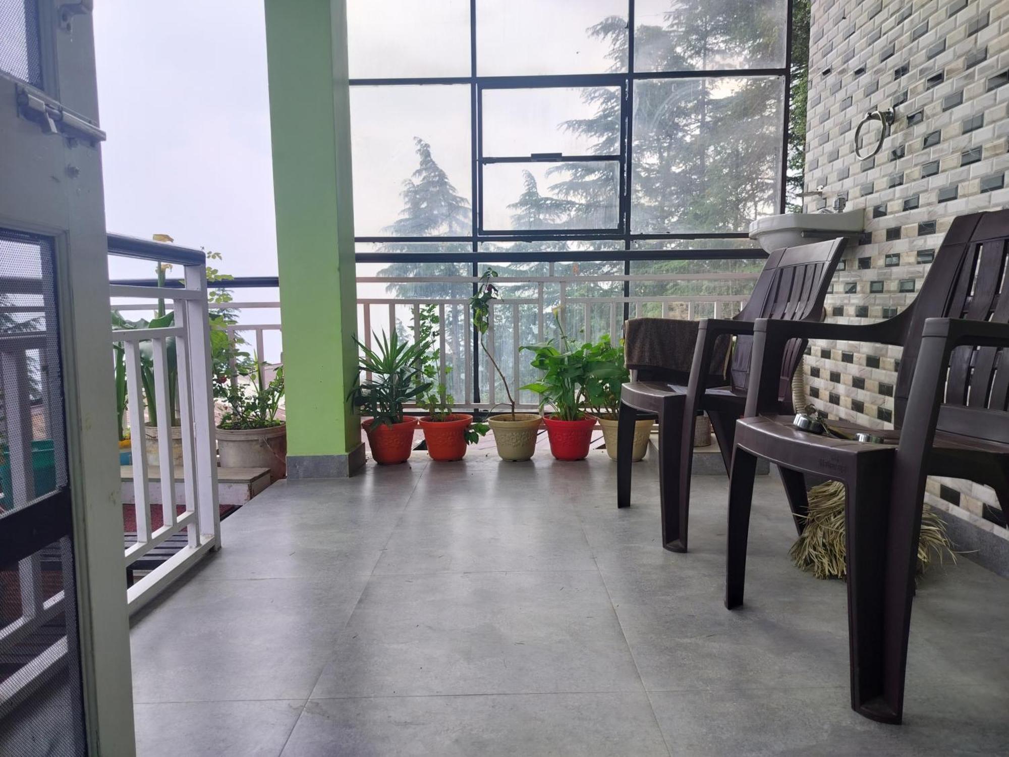 Tree Valley Homestay Chail Eksteriør bilde